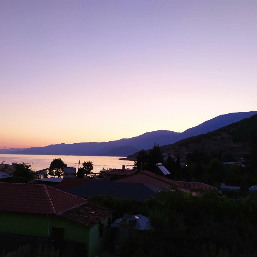 Hotel Saint Marena Pogradec Esterno foto